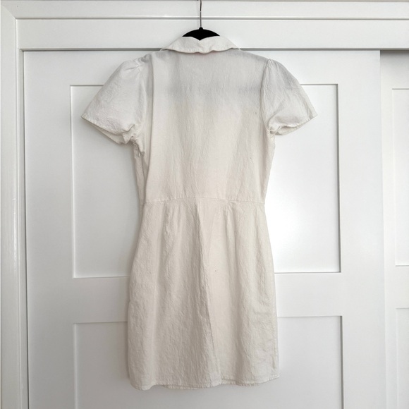 Lisa Says Gah White Mini Dress with Floral Embroidery - Picture 2 of 6